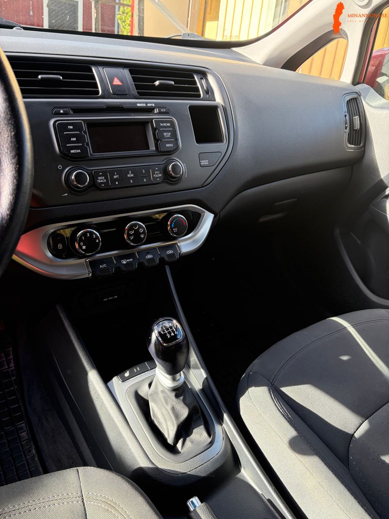kia-rio-14-16v-fwd