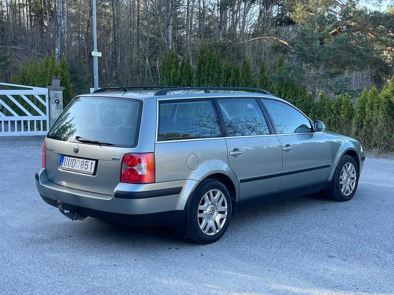 volkswagen-passat-variant-18-t