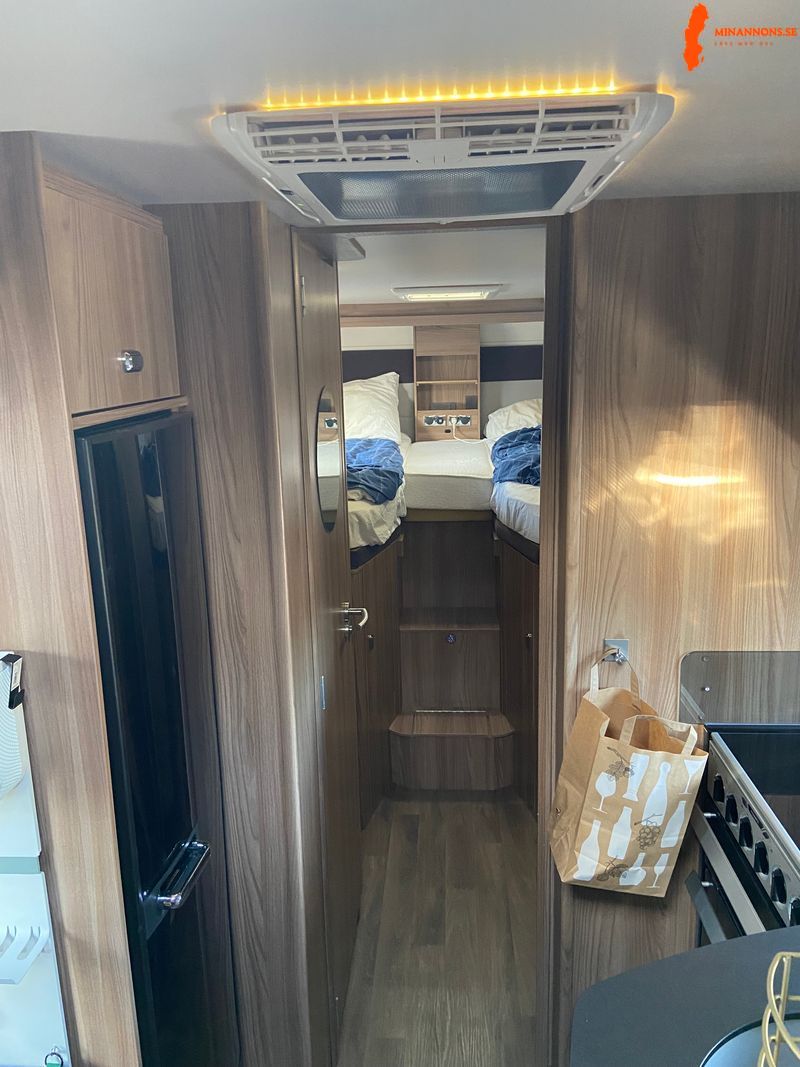husbil-swift-toscane-794-eb-2019
