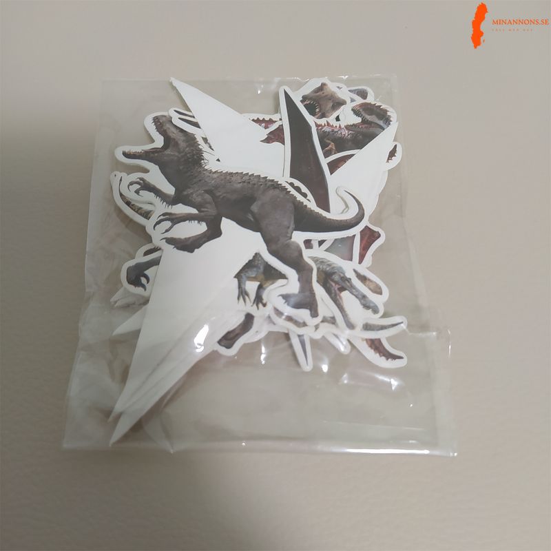 jurassic-world-dinosaurier-fodelsedagsdekoration-karikatyr-motiv-set