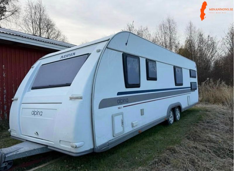 adria-alpina-743-uk-2011