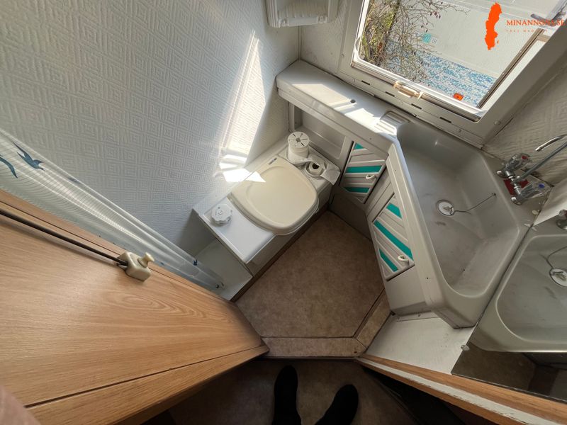 fiat-weinsberg-a580-25d-75hk-barnkammaredragkrokmarkis1993