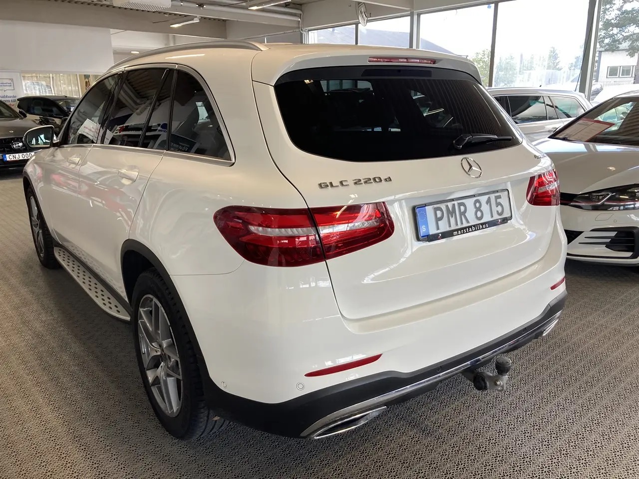 mercedes-benz-glc-220-d-4matic-9g-tronic