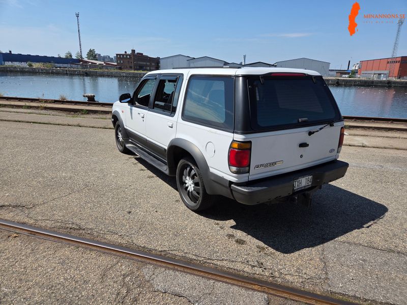 ford-ford-explorer