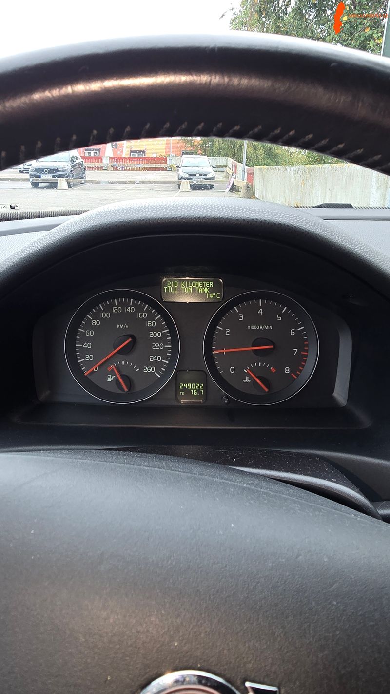 volvo-volvo-m-v50-18-f-fwd-e85