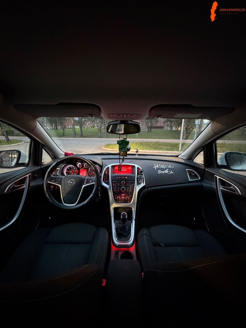 opel-astra-sports-tourer-17-cdti-ecoflex
