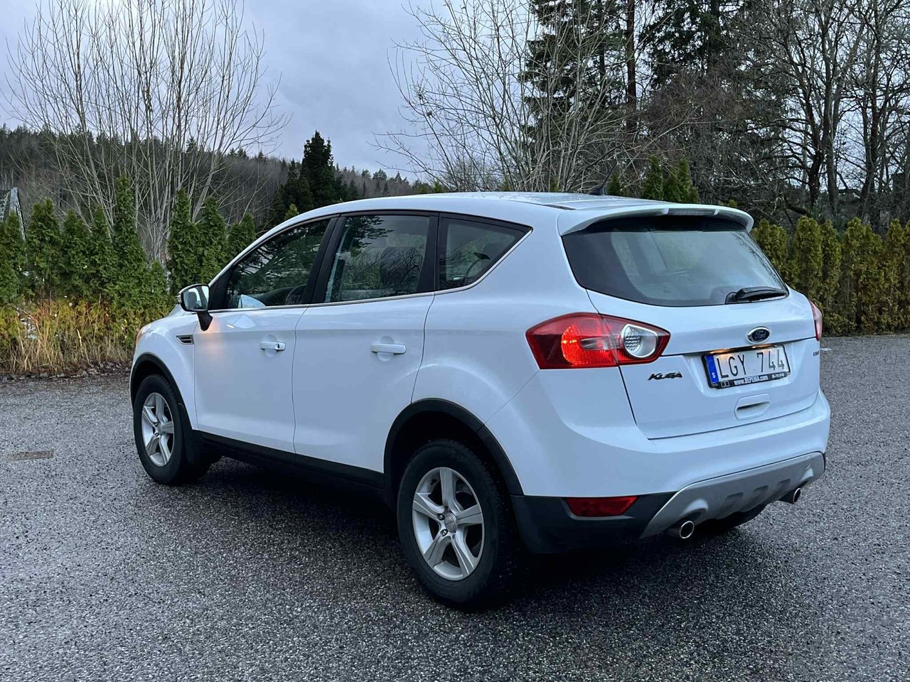 ford-kuga-20-tdci-awd-powershift