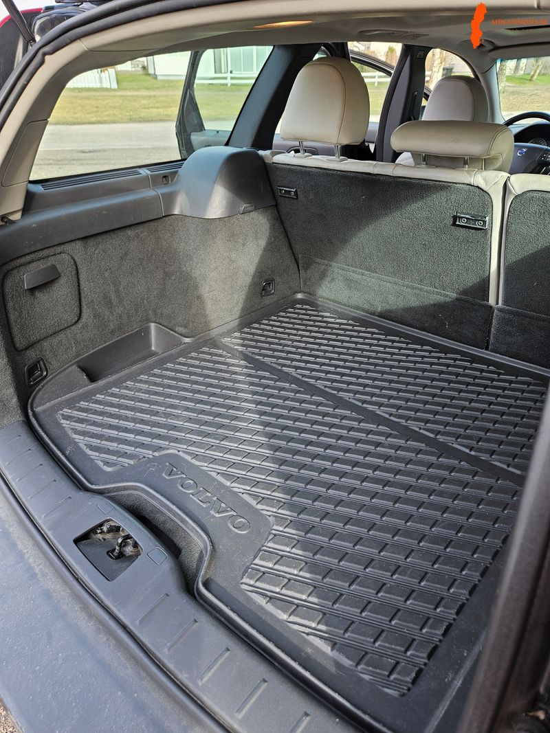 volvo-v50-24i-nybesiktad-och-nyservad