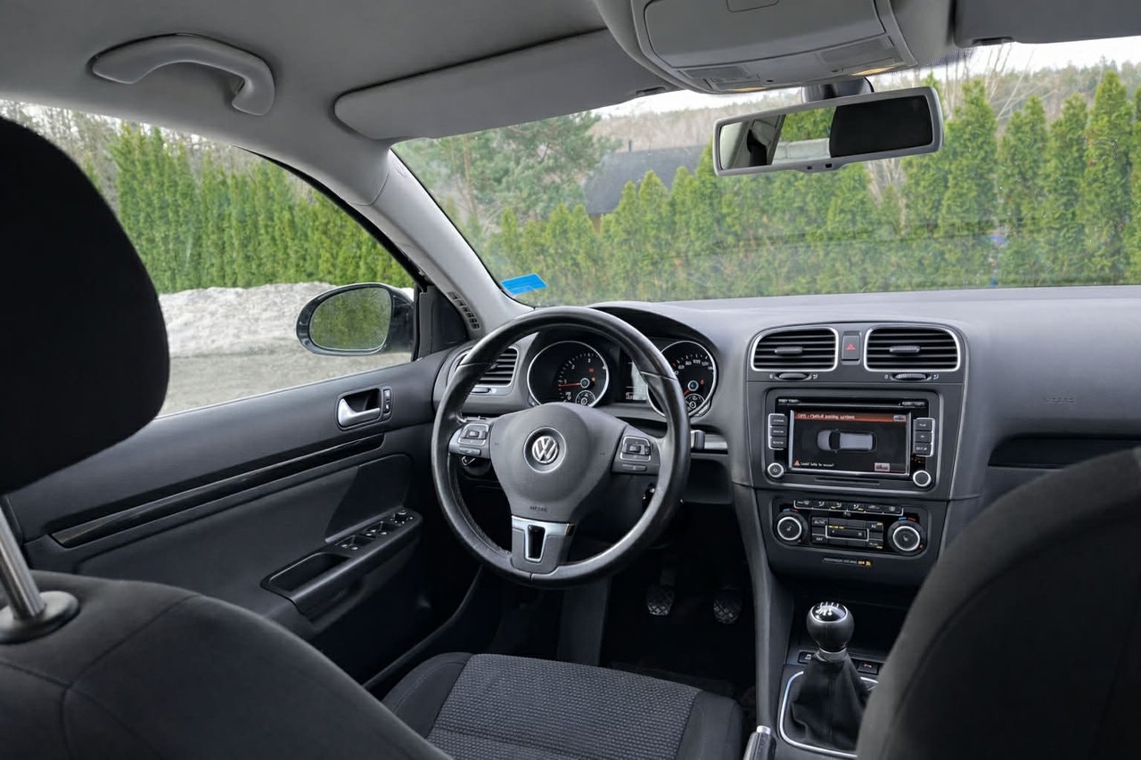 volkswagen-golf-variant-16-tdi-dpf-bmt-manuell-105hk-2012