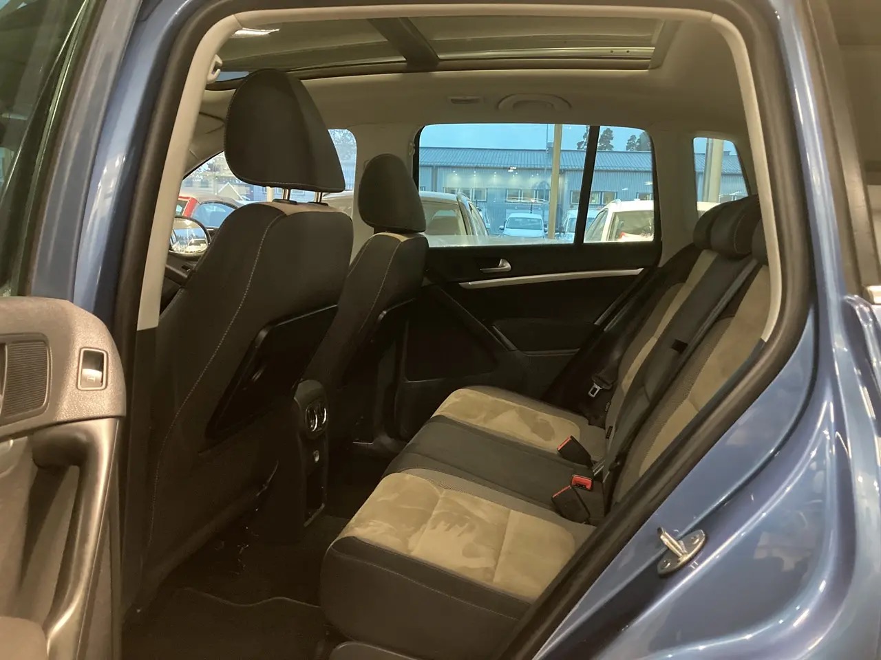 volkswagen-tiguan-20-tdi-dpf-bmt-4motion-dsg-sekventiell