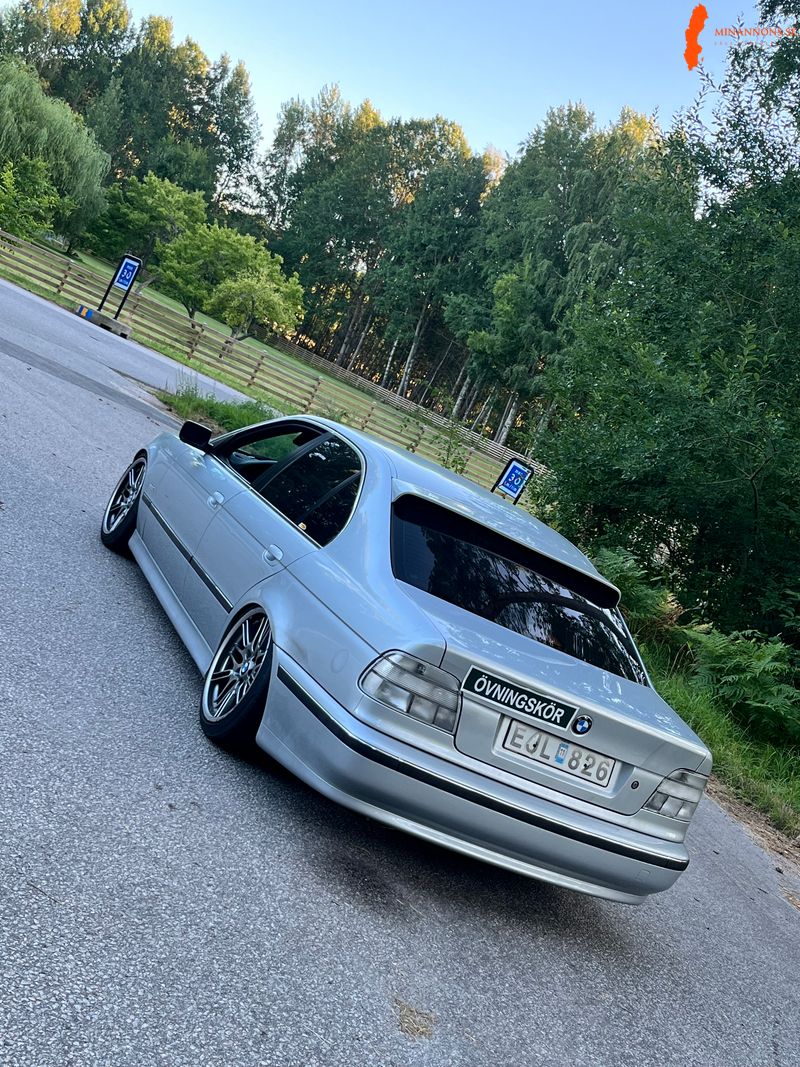 bmw-bmw-520i