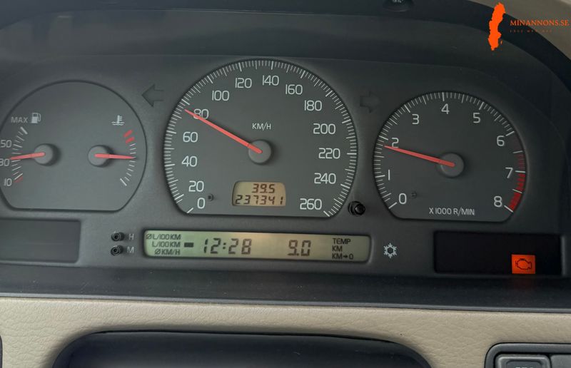 volvo-volvo-l-s70-24t-20v-fwd