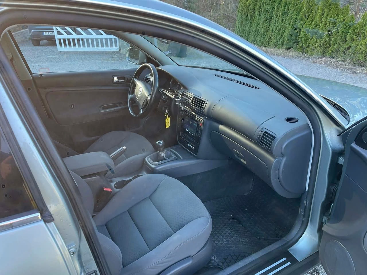 volkswagen-passat-variant-18-t