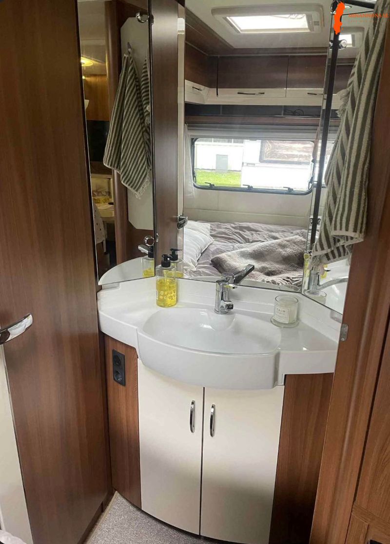 hobby-560-kmfe-excellent