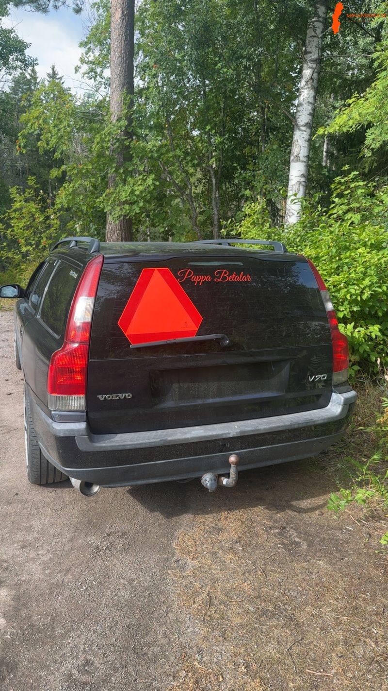 volvo-v70-a-traktor-2003-automat