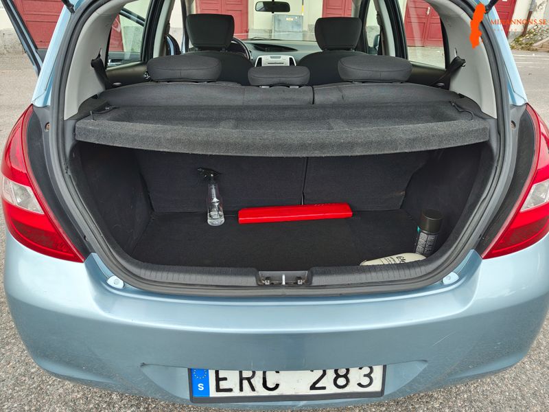 hyundai-i20-12-16v-fwd-ny-bes