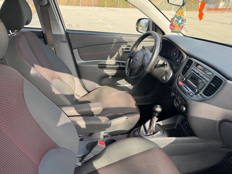 kia-rio-14-sport-nybesiktad