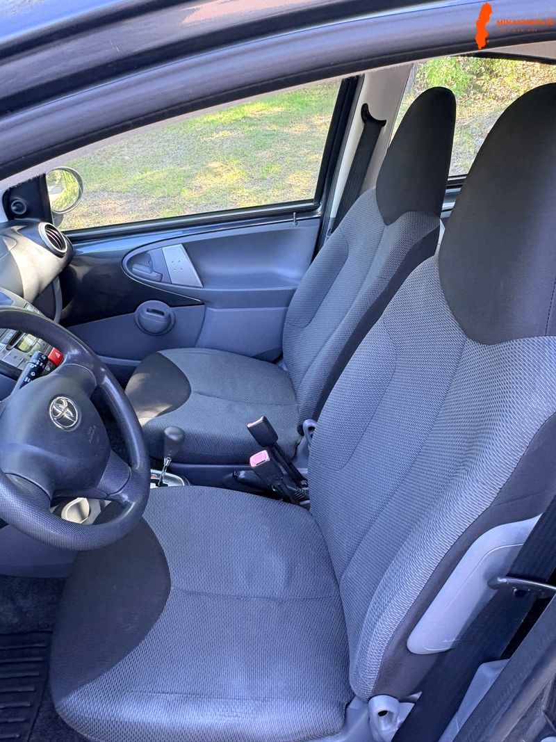 toyota-toyota-aygo-10-12v
