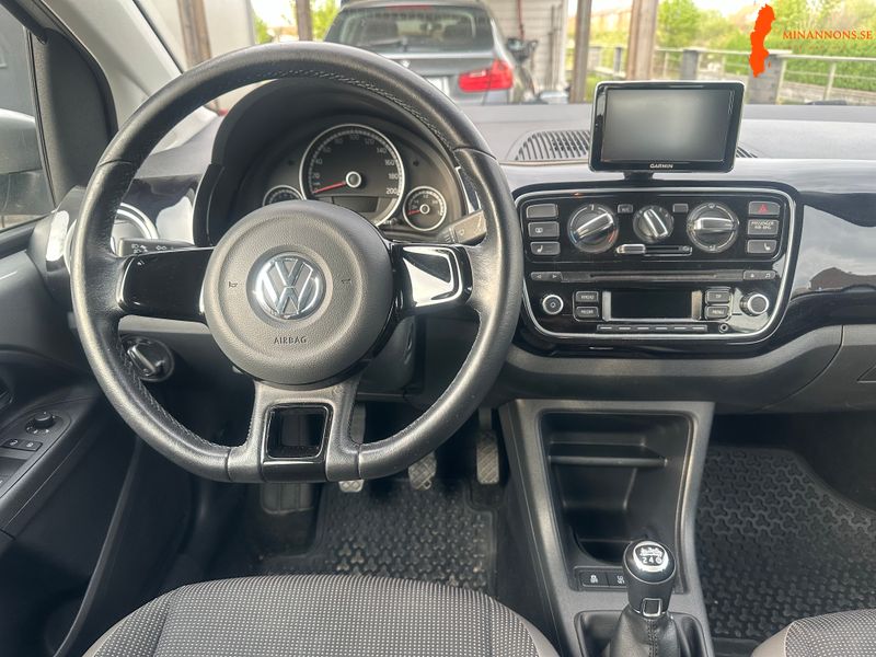volkswagen-up-10-12v-fwd