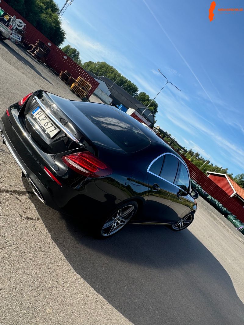 mercedes-benz-e-200-amg-rwd-20