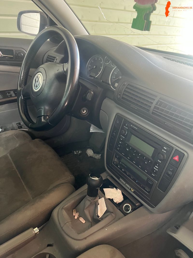 volkswagen-vw-passat-var-turbo-18t-20v-fwd
