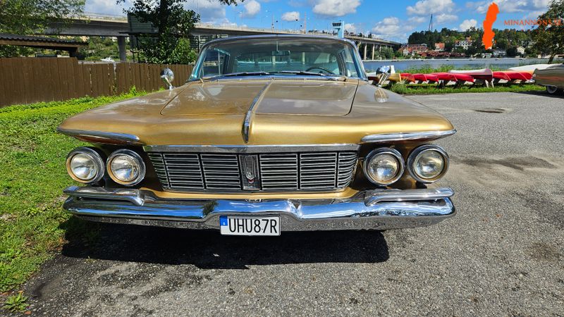 chrysler-imperial-crown