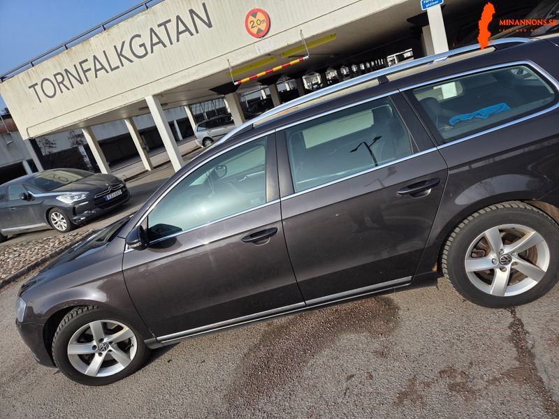 volkswagen-passat-2012-ecofuel-backkamera-dragkrok-17-500-mil