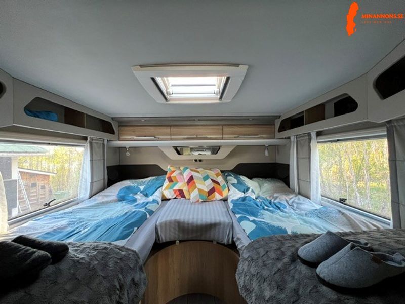 knaus-sky-i-700-leg