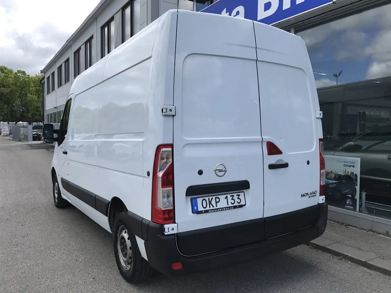 opel-movano-van-35t-23-cdti