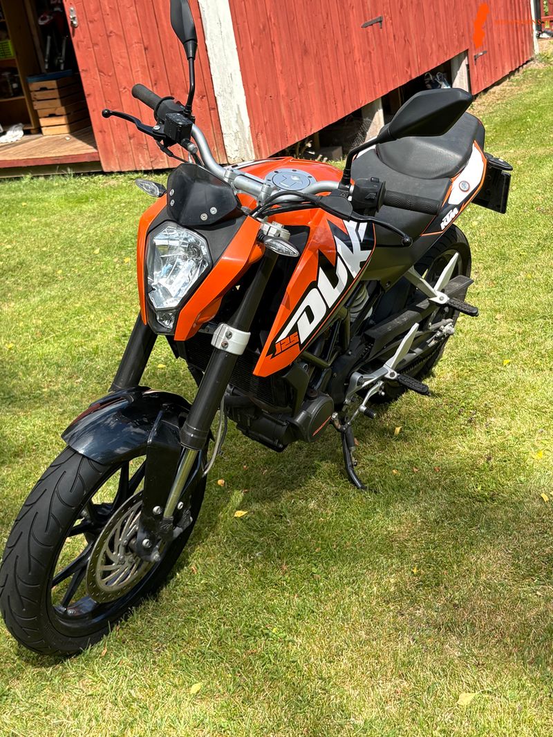 ktm-duke-125