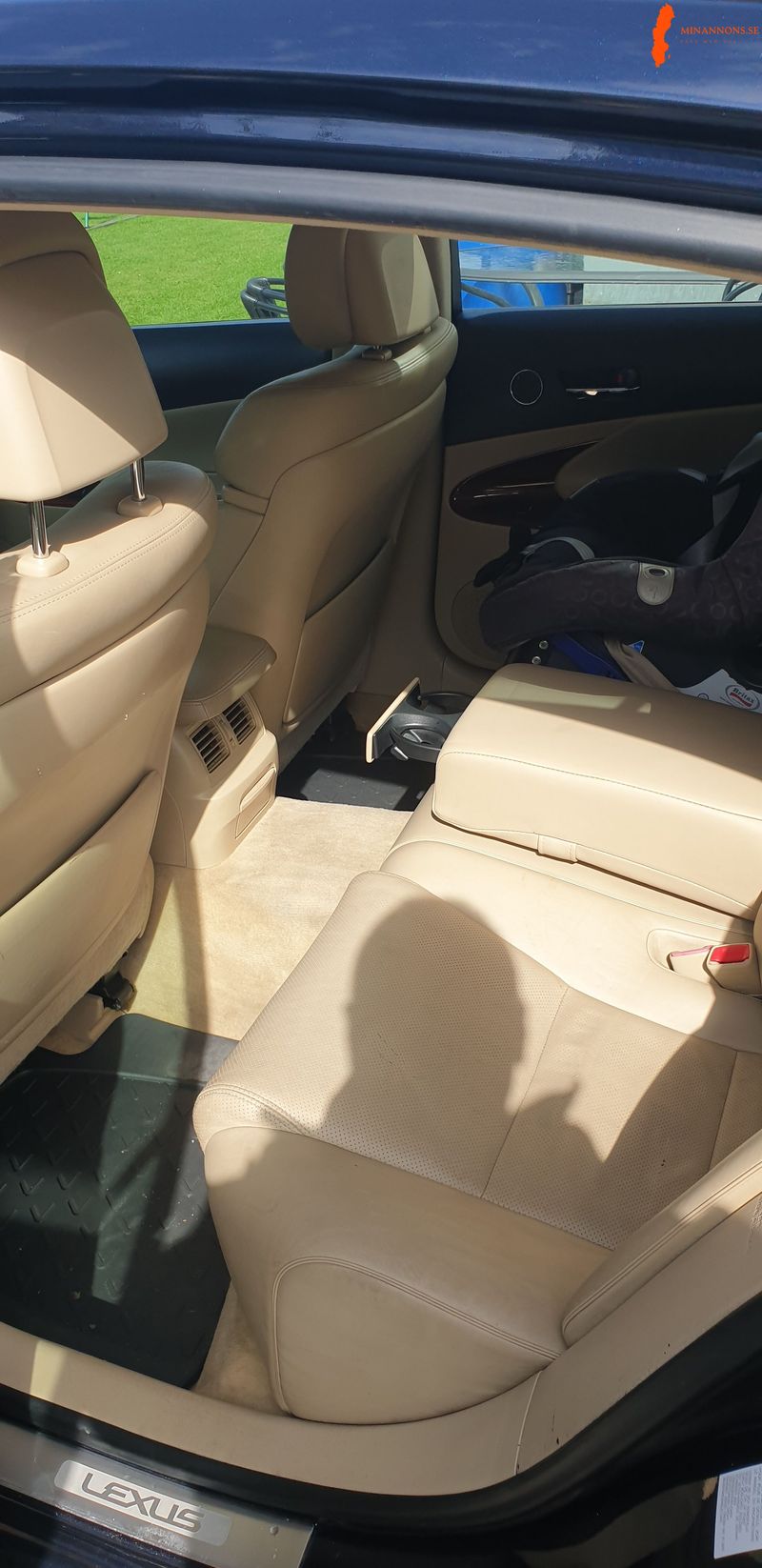 lexus-lexus-gs300-300-rwd