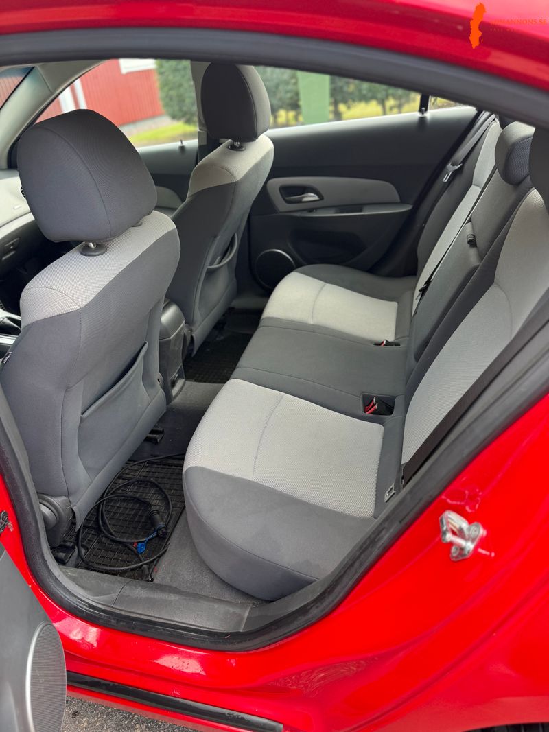 chevrolet-cruze-20-td-fwd