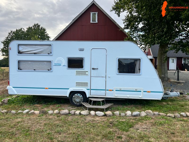 Knaus Eifelland Holiday 520 FDK -04 – familjevagn