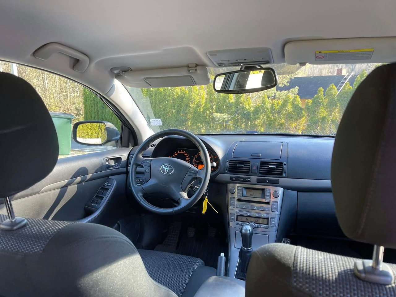 toyota-avensis-kombi-20-d-4-vvt-i