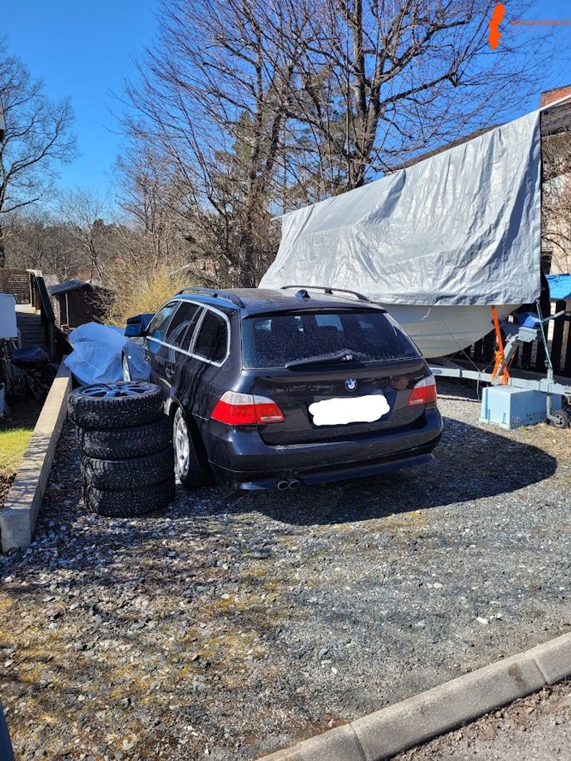 bmw-525ia-touring-2005