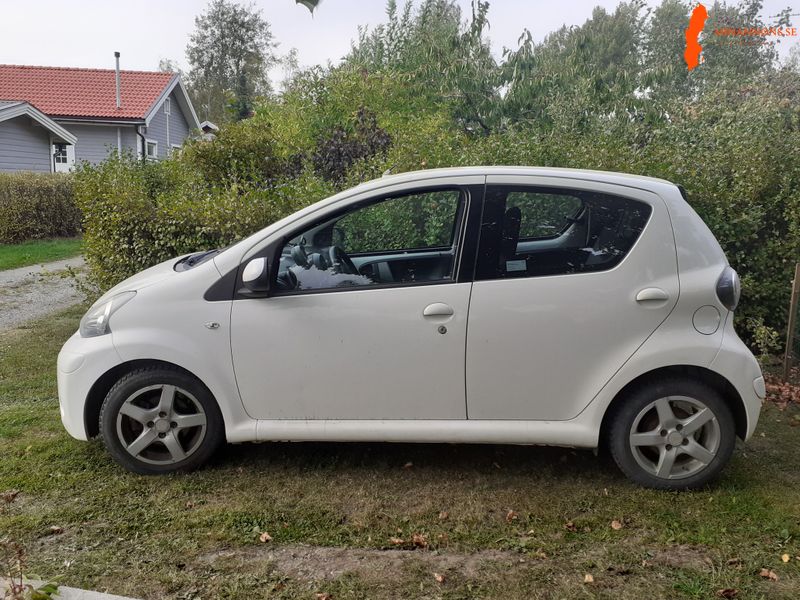 toyota-aygo-10-vvt-i-lift-ac-bluetooth-nyservad-besskatt-14