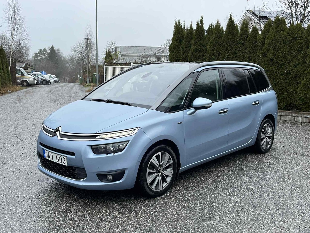 citroen-grand-c4-picasso-16-hdi-egs-116hk-2013