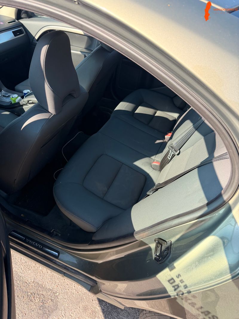 volvo-s80