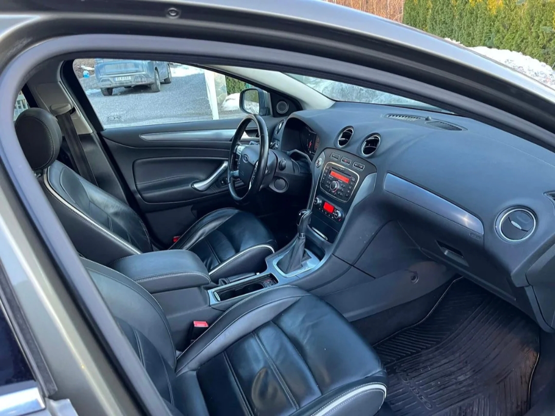 ford-mondeo-20-tdci-powershift