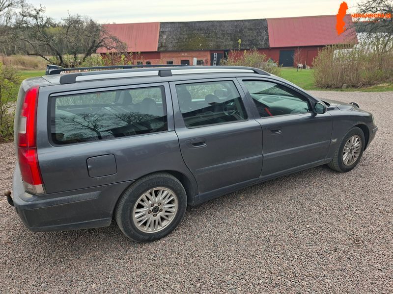 volvo-v70