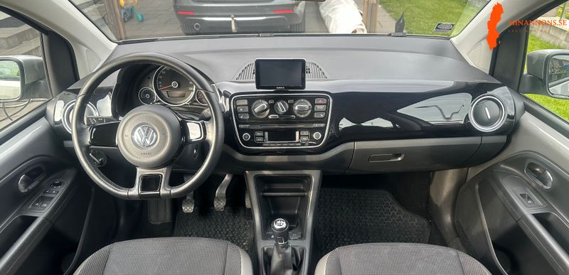 volkswagen-up-10-12v-fwd