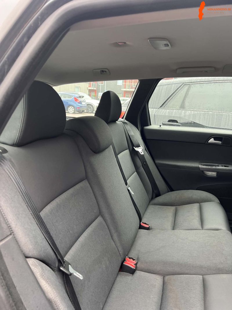 volvo-volvo-m-v50-18-16v-fwd