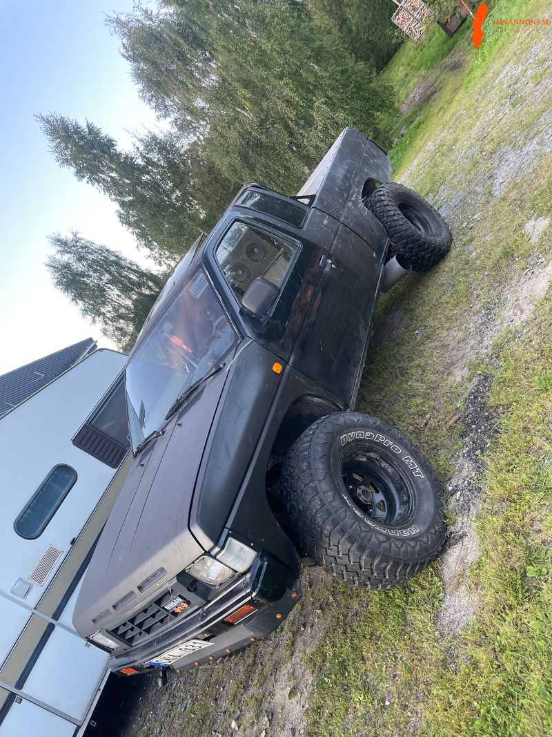 nissan-king-cab-a-traktor