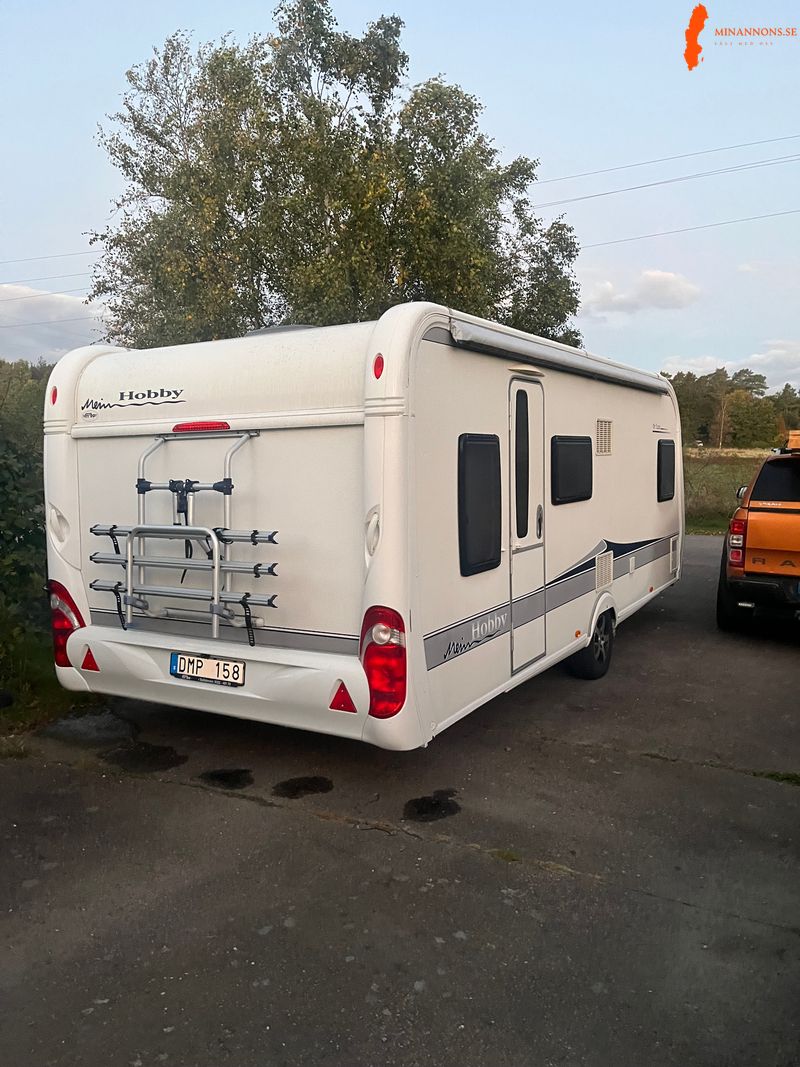 hobby-560-ukfe-deluxe-2012