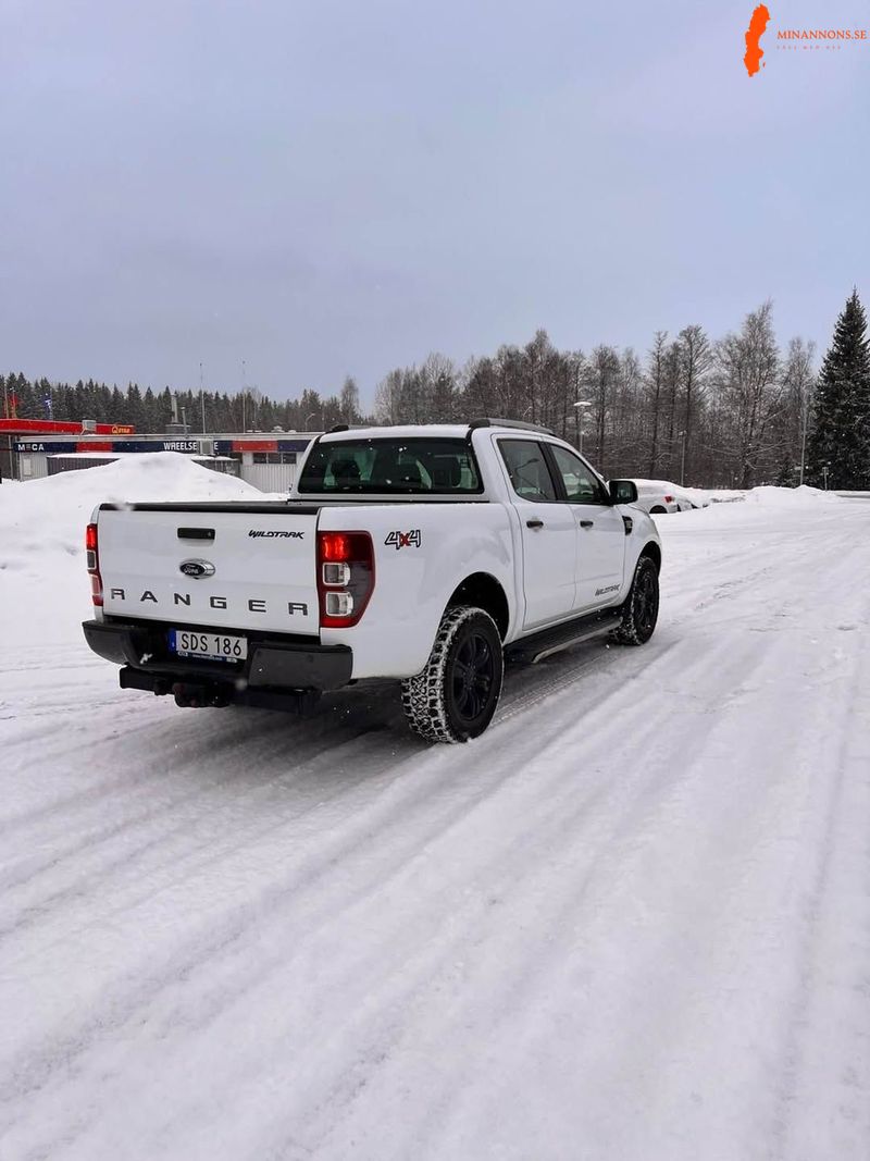 ford-ranger-dubbelhytt-32-tdci-4x4-selectshift-200hk-2018