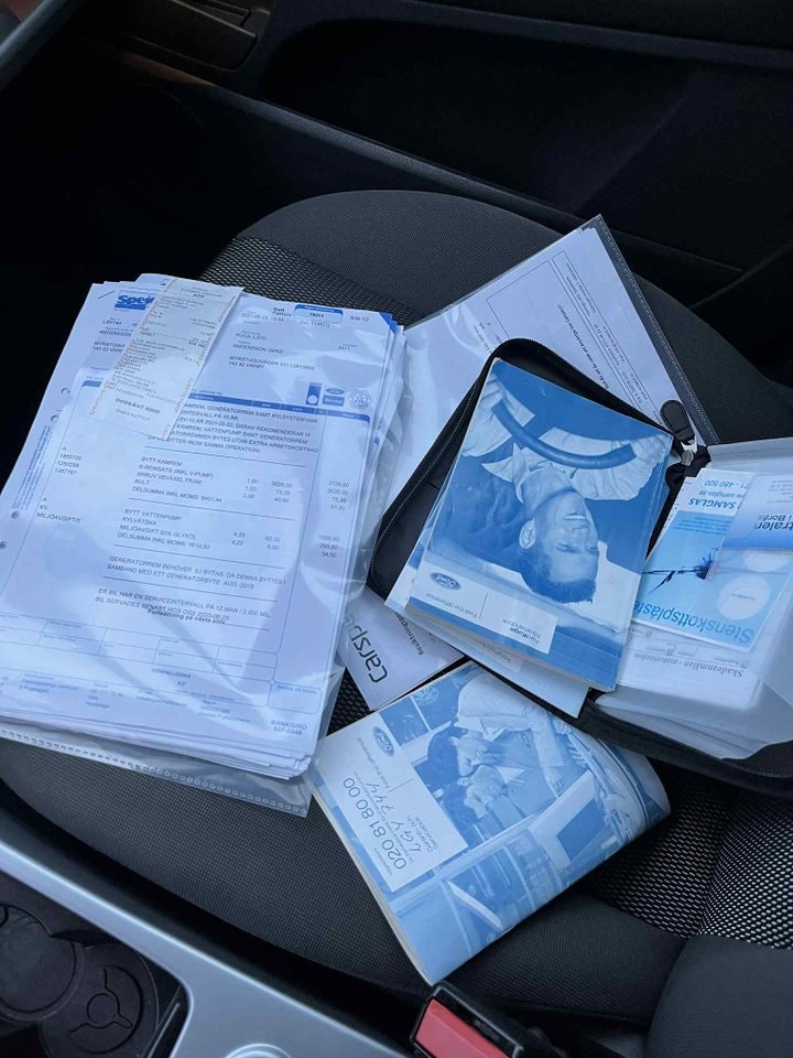 ford-kuga-20-tdci-awd-powershift