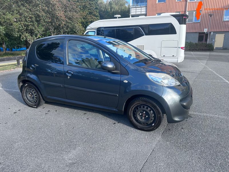 peugeot-peugeot-107-10-5d-10-12v