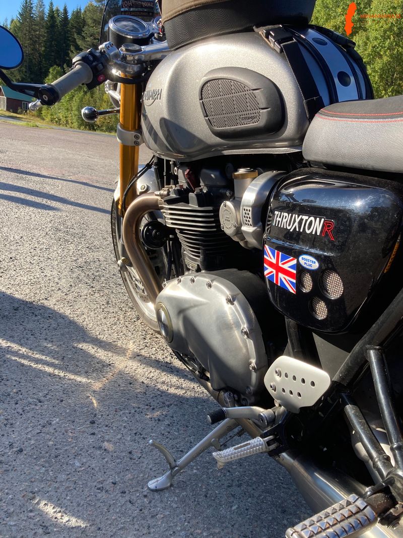 triumph-thruxton-16-1200cc