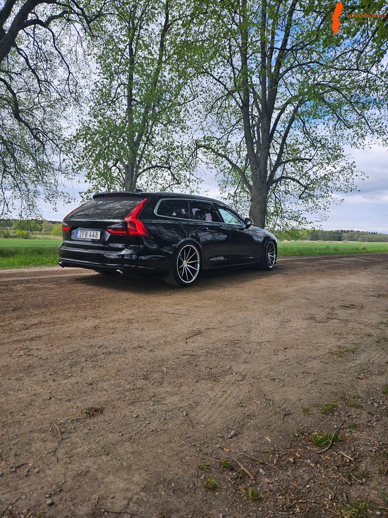 volvo-v90-d4-20-fwd