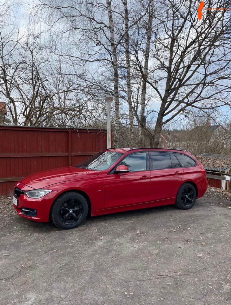 bmw-318d-touring-steptronic-143hk-2013